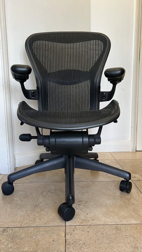 Herman miller aeron - miller,